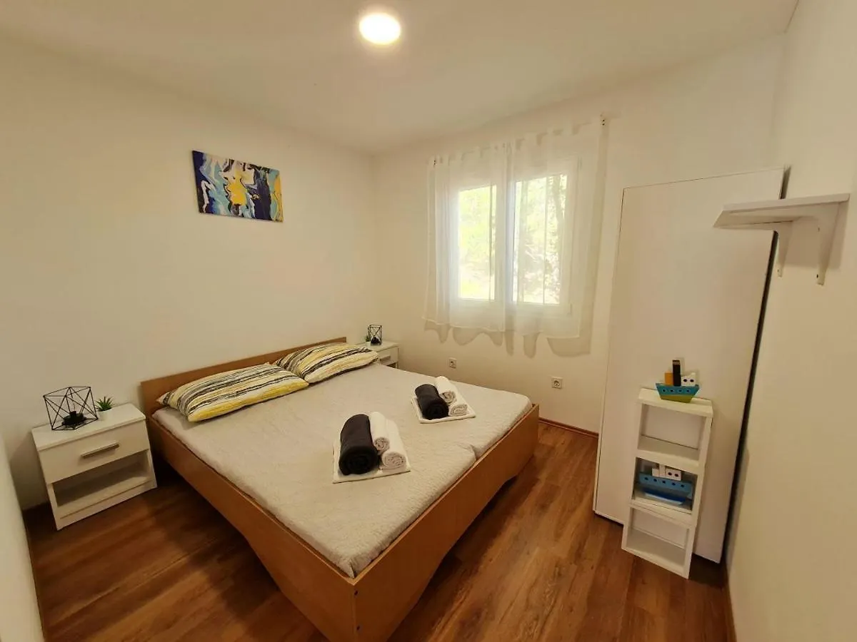 Camping Resort Mala-Milna Kemping Split